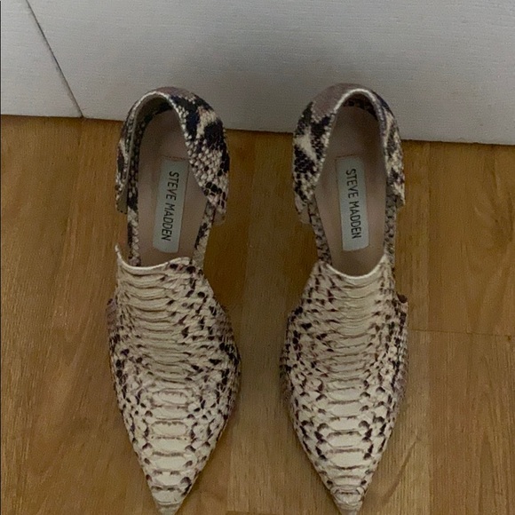 Steve Madden Snakeskin Bootie - Picture 2 of 4